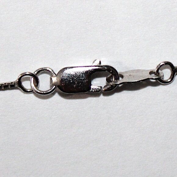 Sterling Silver Casual Cubic Zirconia Necklace 18 Inches - Picture 5 of 7